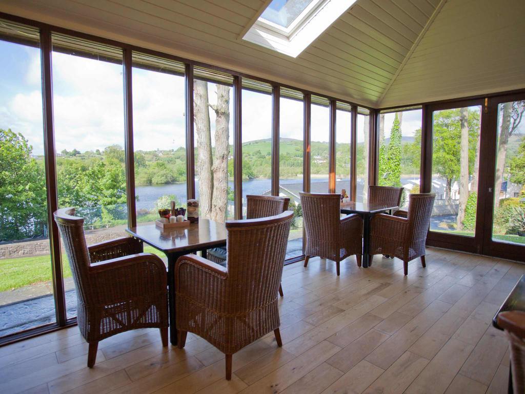 The Lakeside Hotel & Leisure Centre Killaloe Exteriör bild